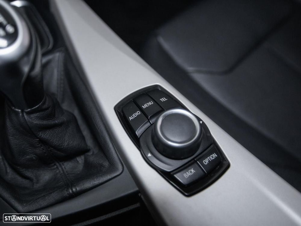 BMW 318 - 24