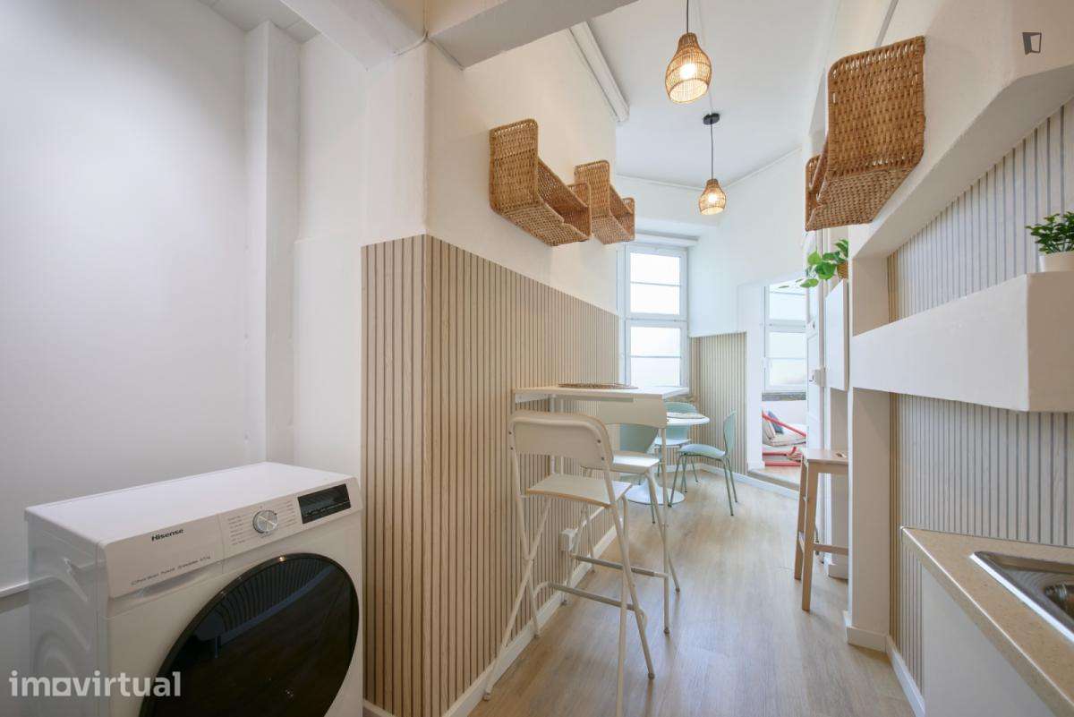 Quarto - localizado em Marquês de Pombal Lisbon - Grande imagem: 5/48