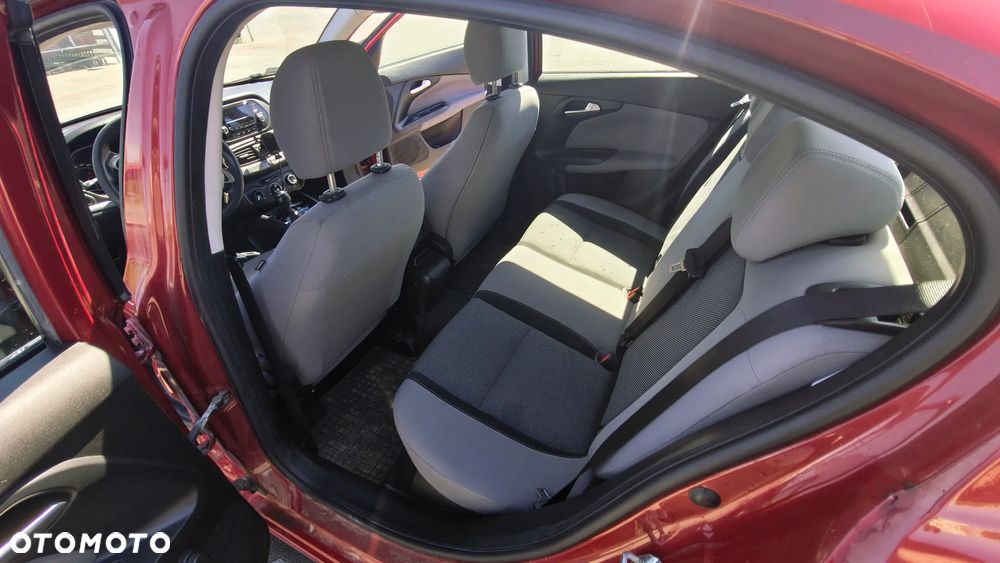 Fiat Tipo 1.4 16v Pop - 12