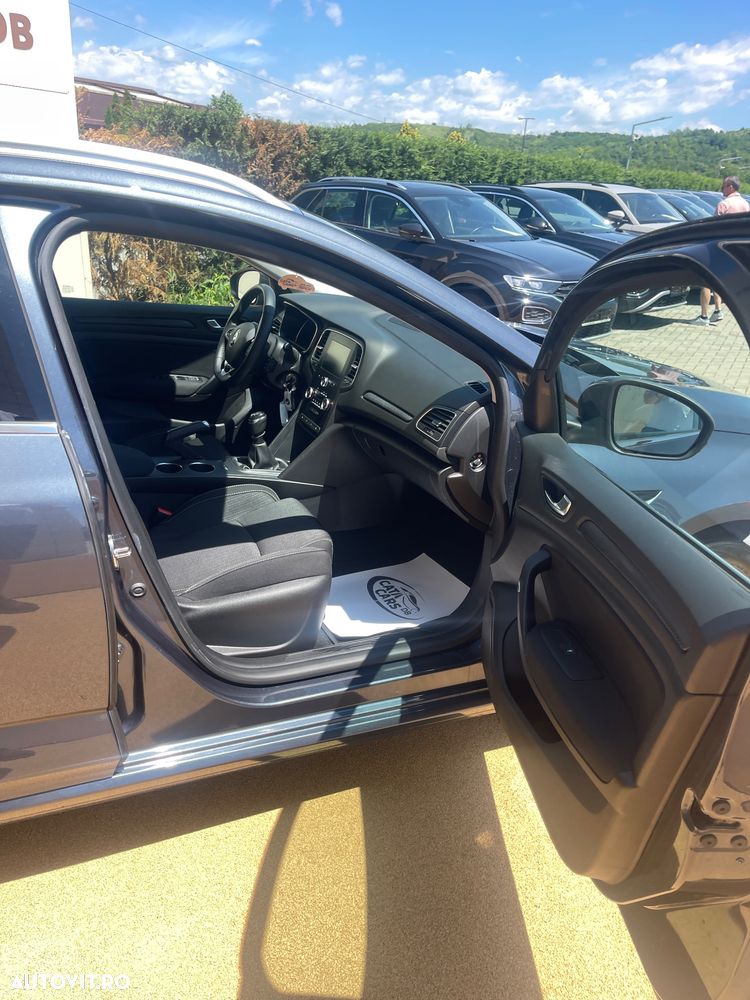 Renault Megane Blue dCi 116 Intens - 22