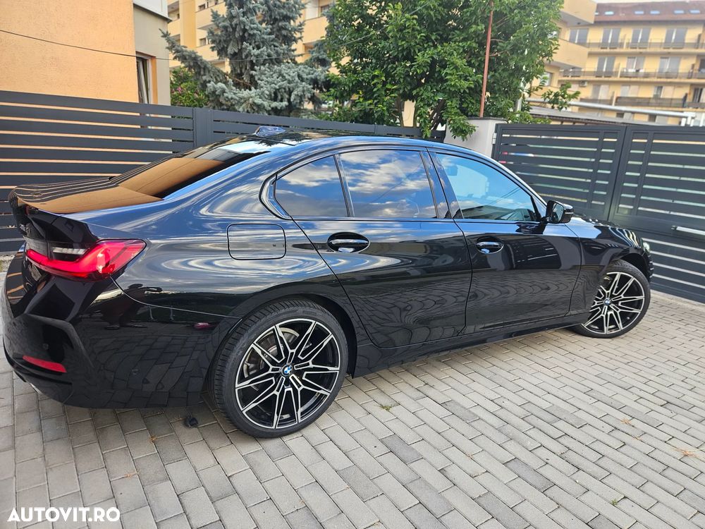 BMW Seria 3 318i AT - 12