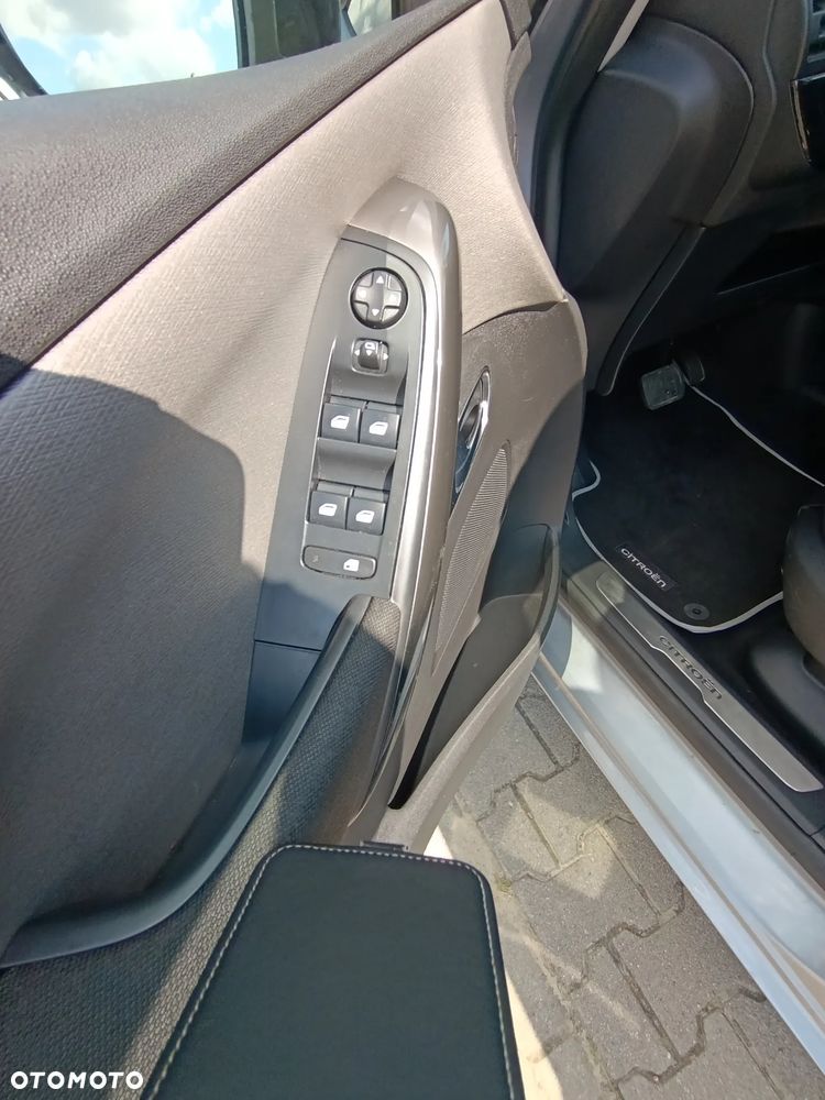 Citroën C4 SpaceTourer Grand BlueHDi 130 Stop&Start EAT8 SHINE PACK - 10
