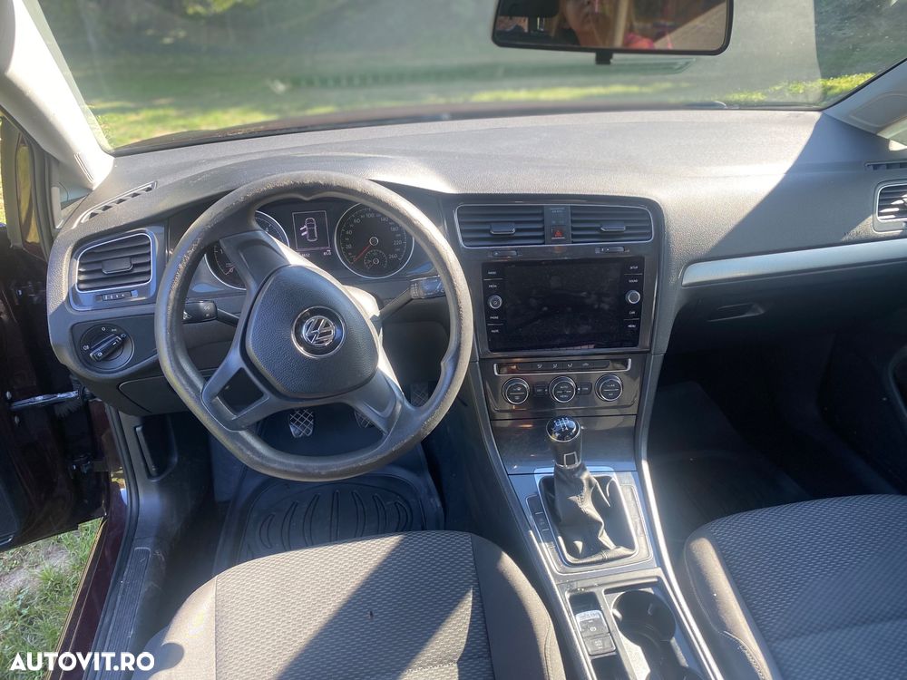 Volkswagen Golf 1.6 TDI DPF Trendline - 6