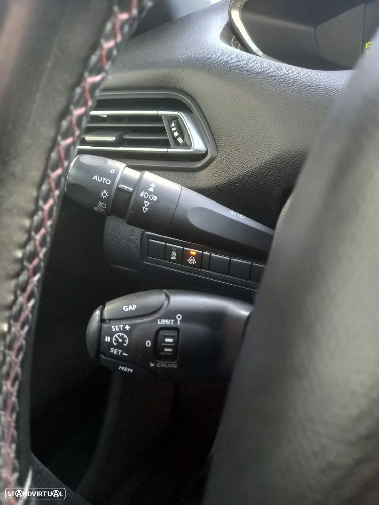Peugeot 308 SW 1.5 BlueHDi GT Line - 27