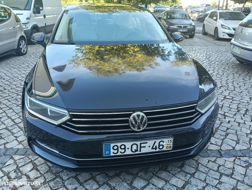 Volkswagen Passat 2.0 TDI Highline DSG — fotografia 55