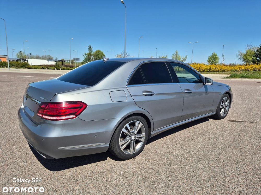 Mercedes-Benz Klasa E 350 BlueTEC 4Matic 7G-TRONIC Elegance - 4