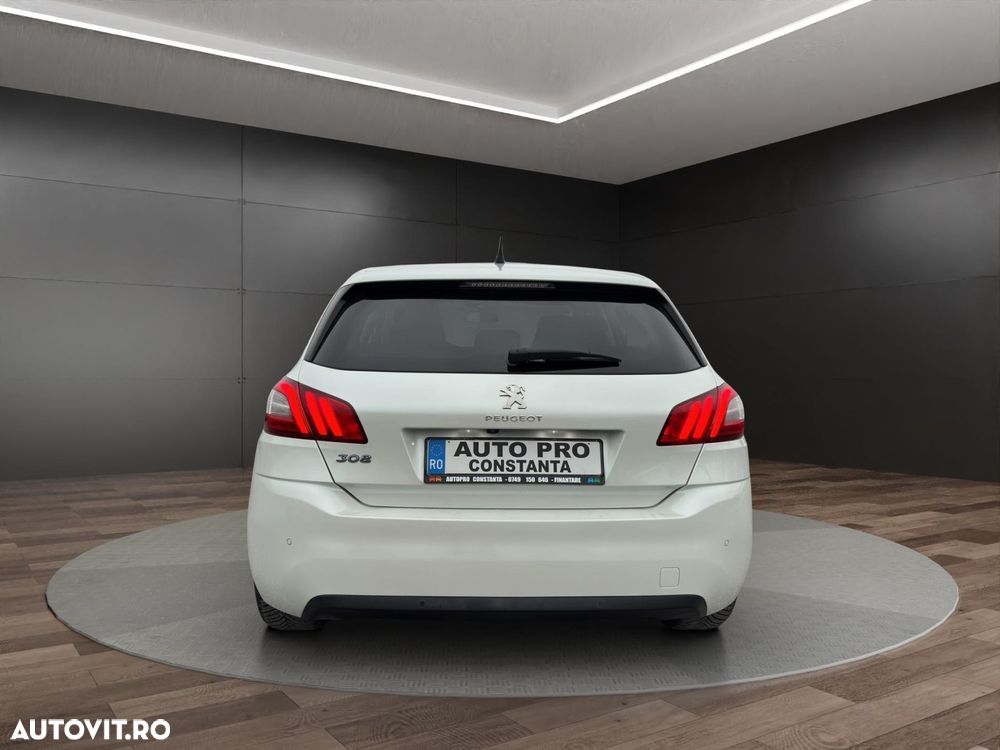 Peugeot 308 - 17
