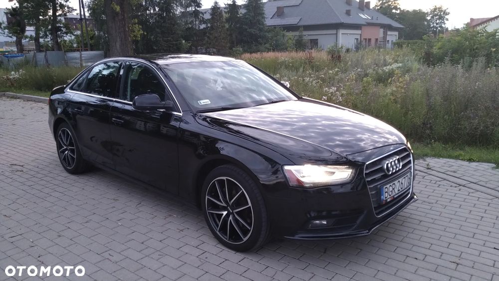 Audi A4 Limousine - 3