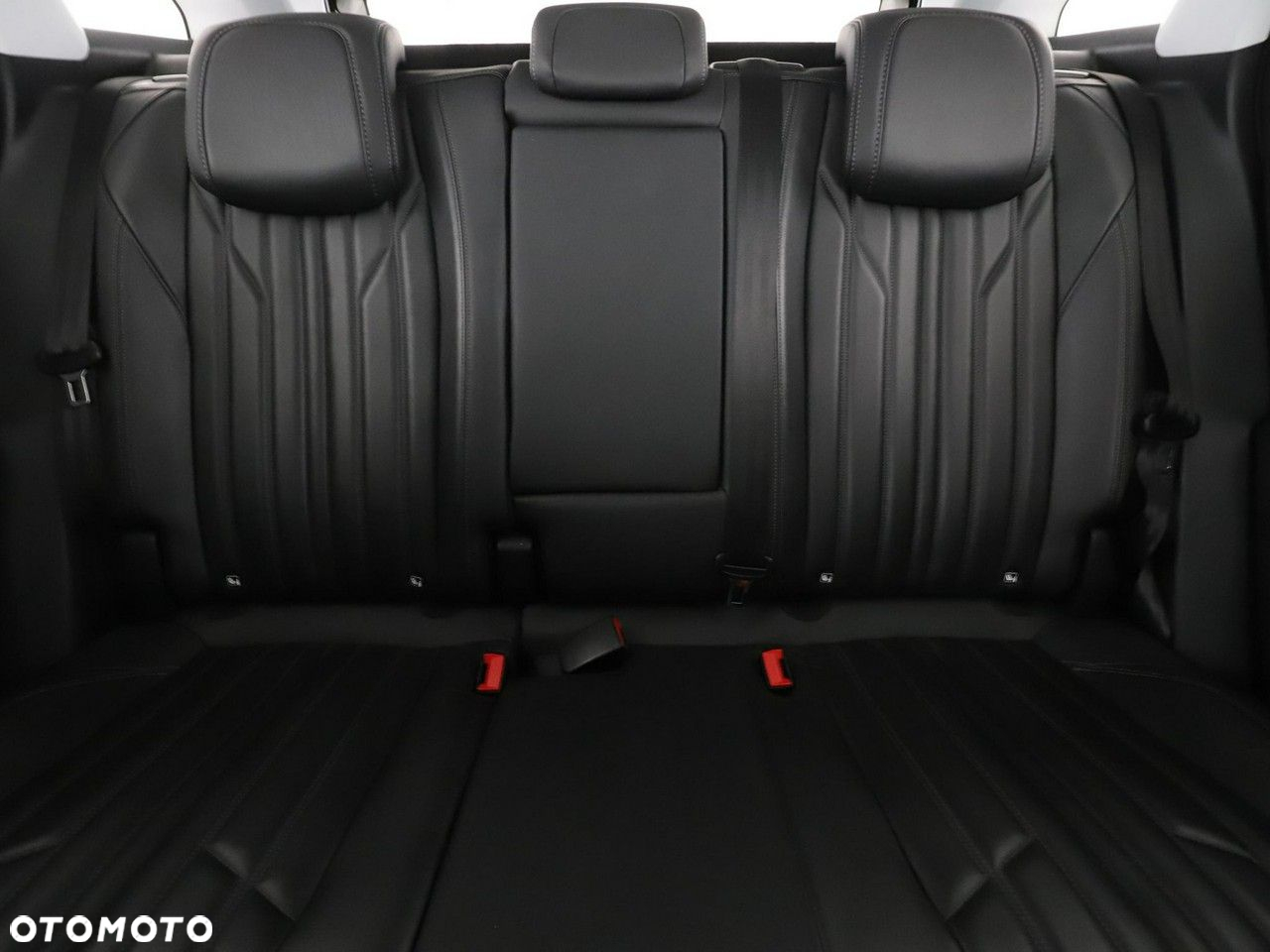 Peugeot 3008 1.2 PureTech Allure S&S EAT6 - 18