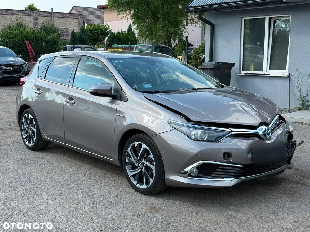 Toyota Auris 1.8 VVT-i Automatik Executive - 3