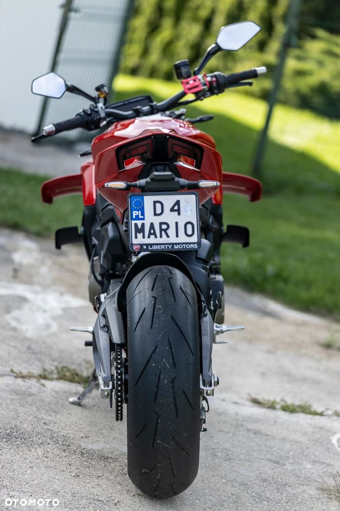 Ducati Streetfighter V4 - 8