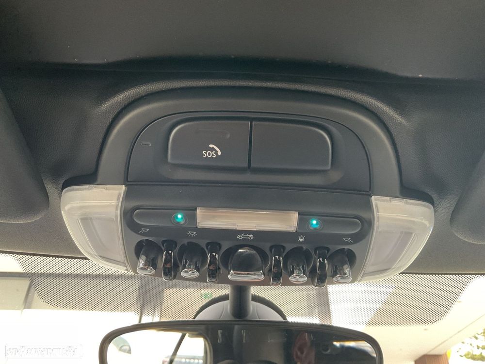 MINI Cabrio Cooper D - 32