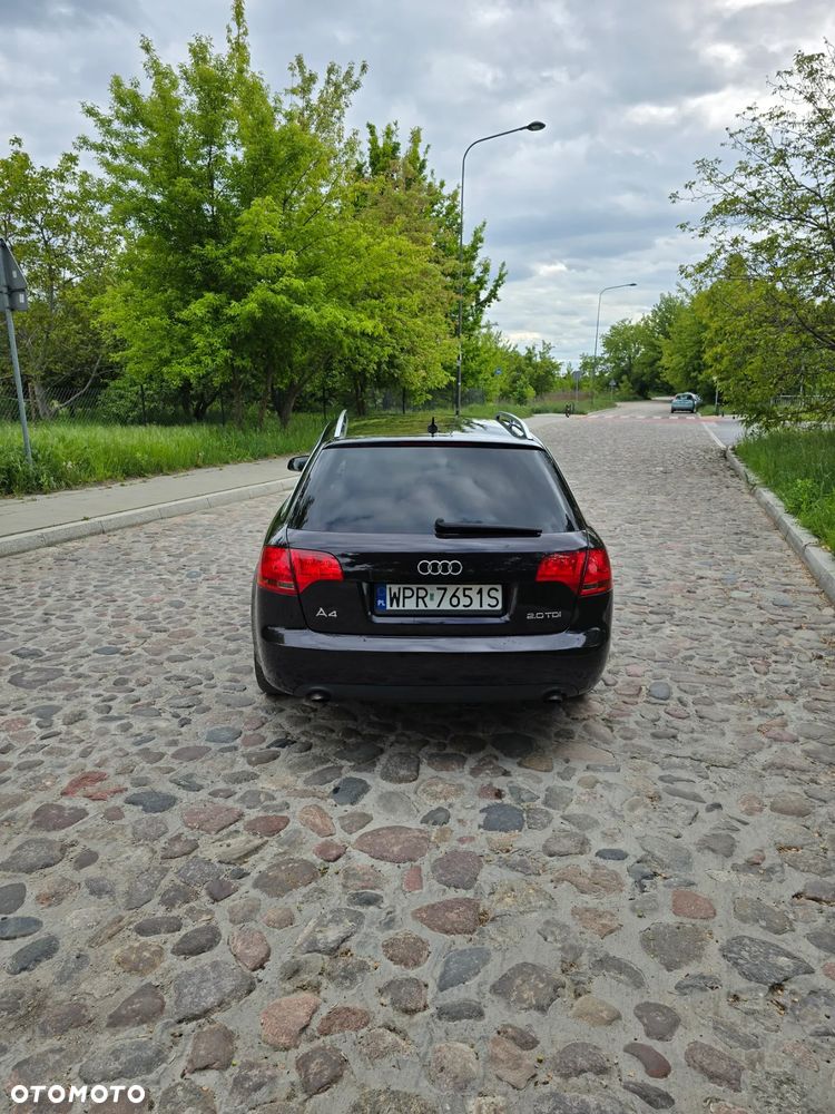 Audi A4 ver-avant-2-0-tdi-dpf-attraction - 12