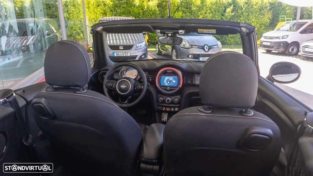 MINI Cabrio Cooper D Auto - 10