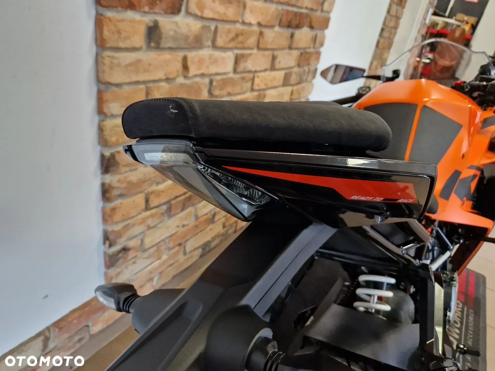 KTM RC 390 - 19