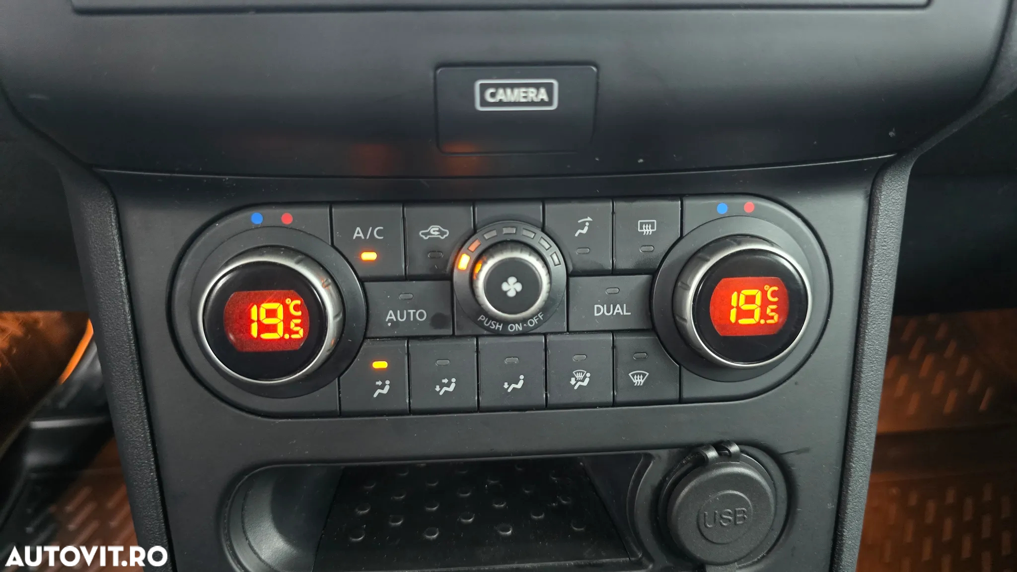 Nissan Qashqai 1.6 DCI Start/Stop N-Connecta - 14