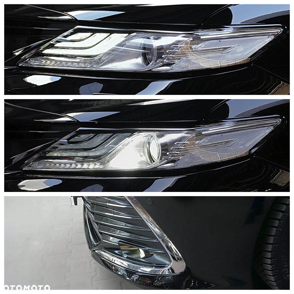 Toyota Camry 2.5 Hybrid Executive CVT - 33