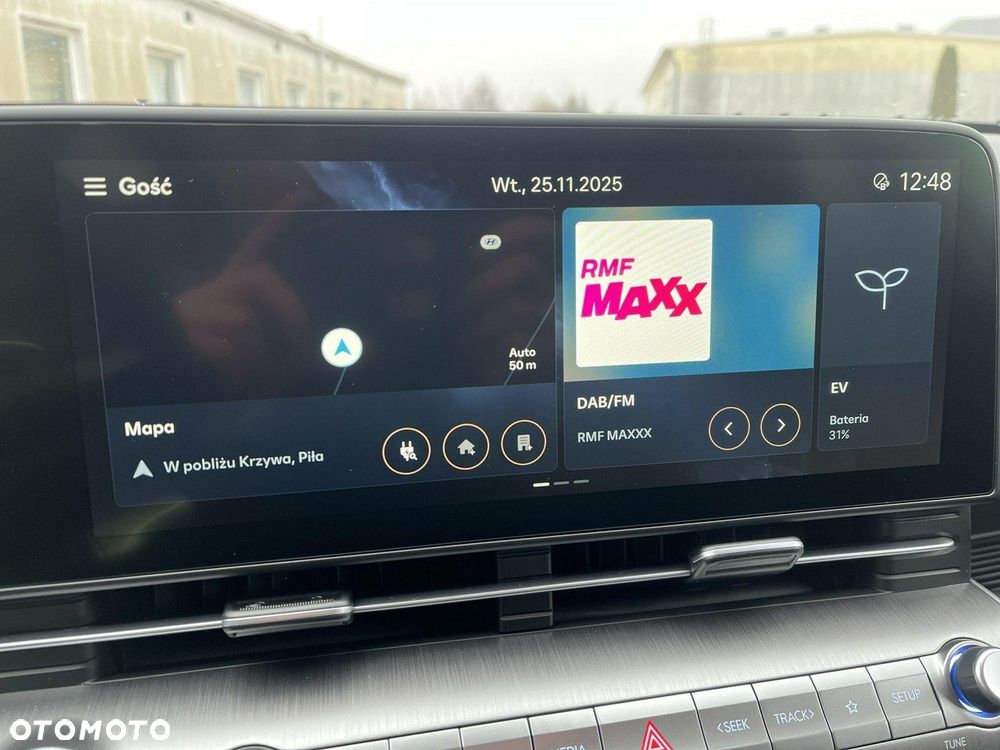 Hyundai Kona 64kWh Executive - 26