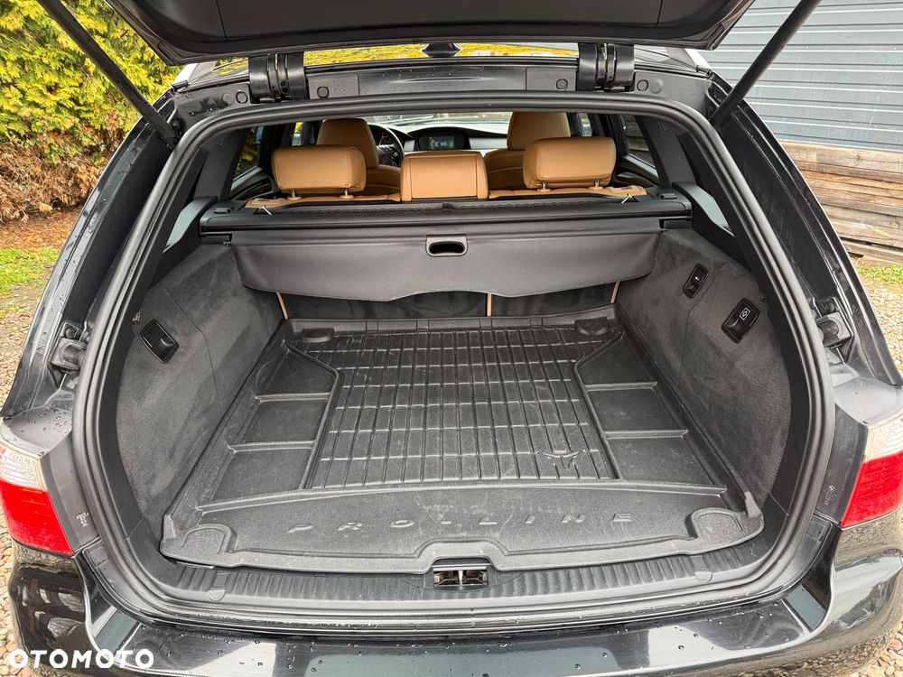 BMW Seria 5 520d - 15