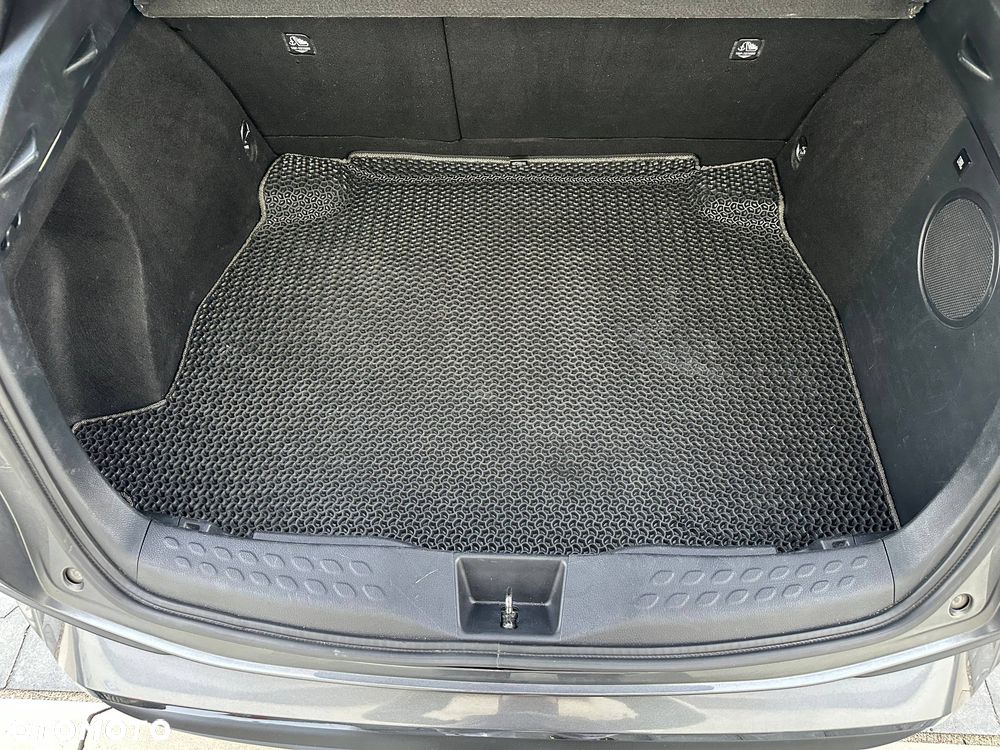 Toyota C-HR - 26