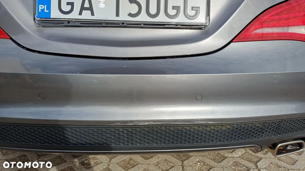 Mercedes-Benz CLA 200 7G-DCT AMG Line - 23