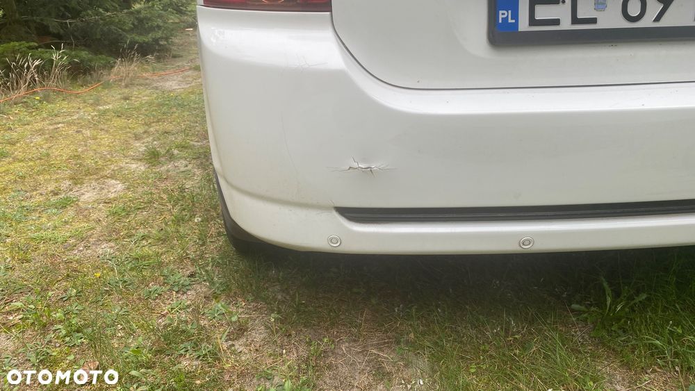 Toyota Corolla - 10
