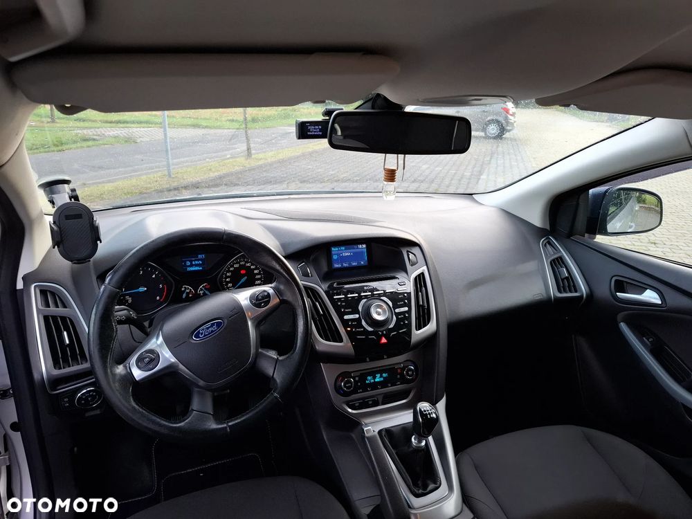 Ford Focus 2.0 TDCi Edition - 13