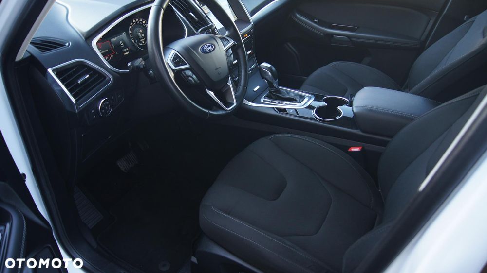 Ford S-Max 2.0 TDCi Titanium PowerShift - 13