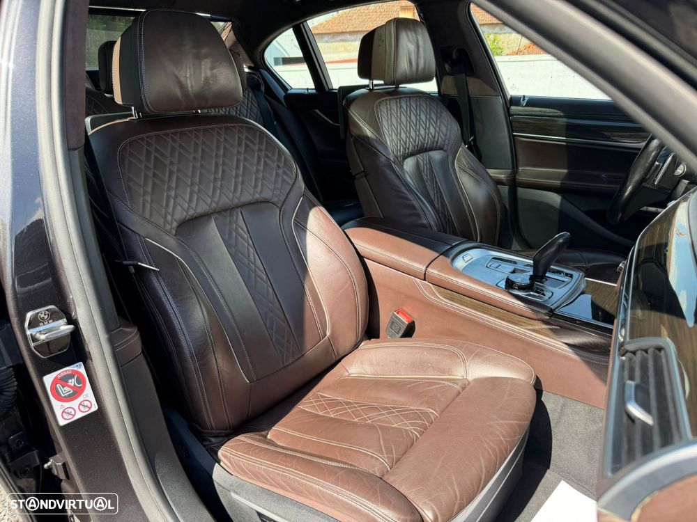 BMW 730 d — fotografia 18