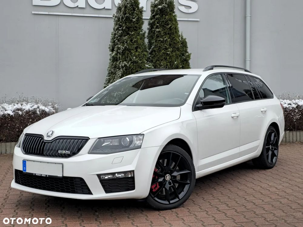 Skoda Octavia 2.0 TDI RS DSG - 2