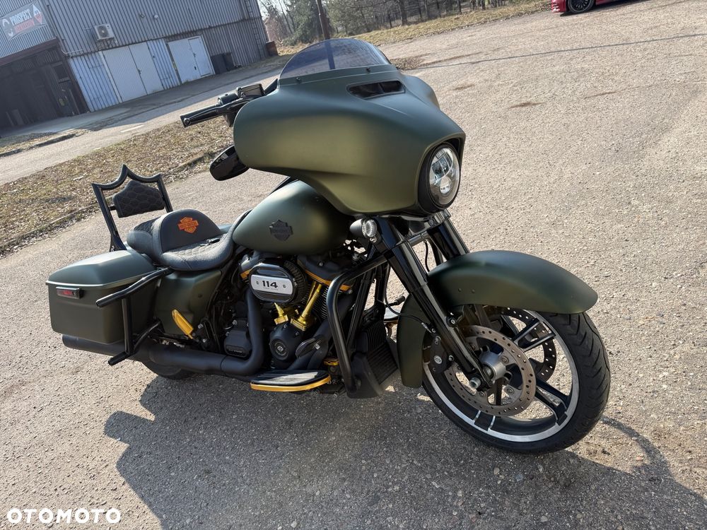 Harley-Davidson Touring Street Glide - 4