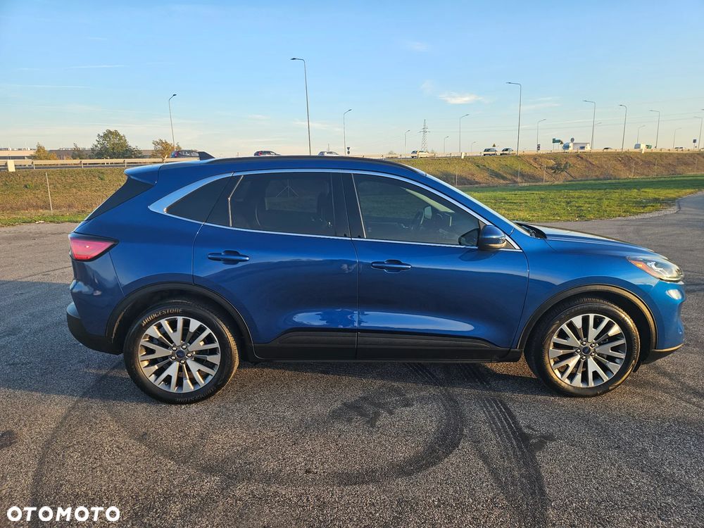 Ford Kuga 2.5 Duratec FHEV TITANIUM - 12