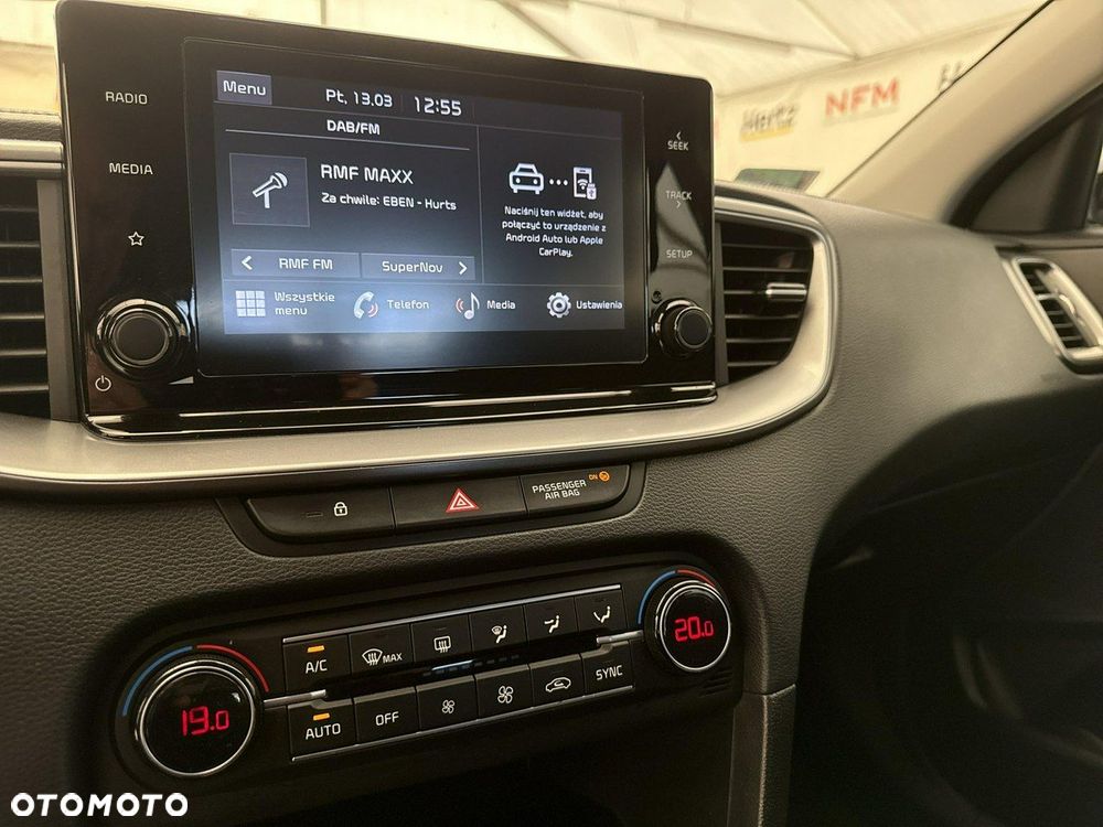 Kia Ceed - 27