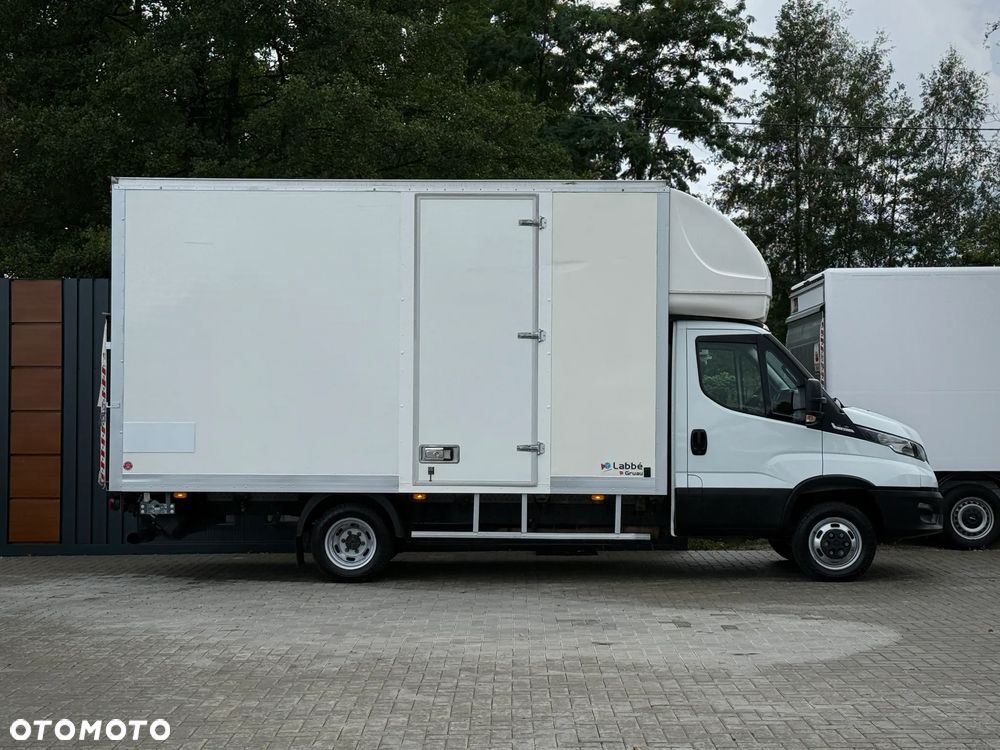 Iveco Daily 35C18 3.0 HPI 180KM / 2023 Rok Produkcji / Kontener 4,7m + Winda 750KG / Automat Hi-Matic / ZAREJESTROWANY W PL - 5