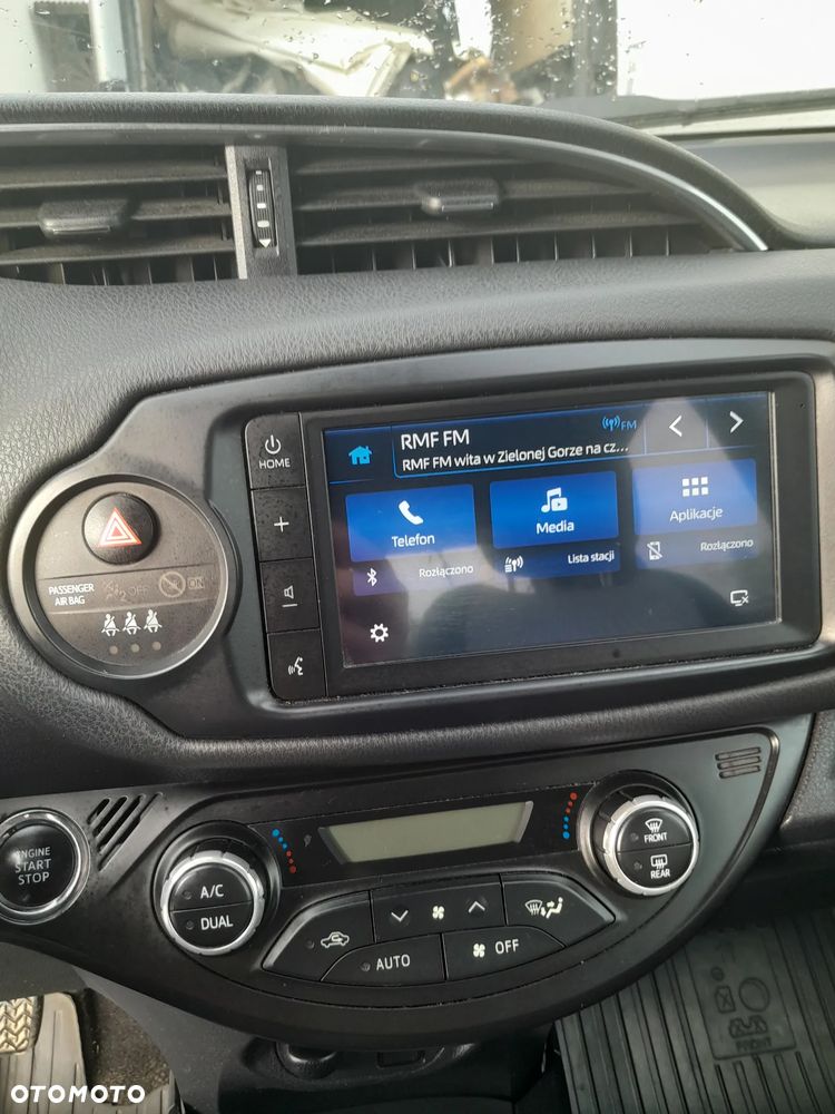 Toyota Yaris - 15