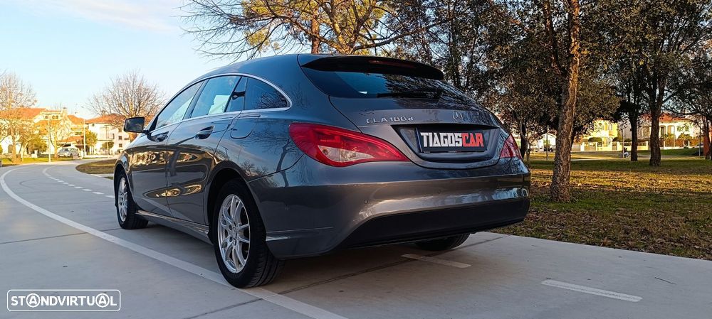 Mercedes-Benz CLA 180 d Shooting Brake - 27