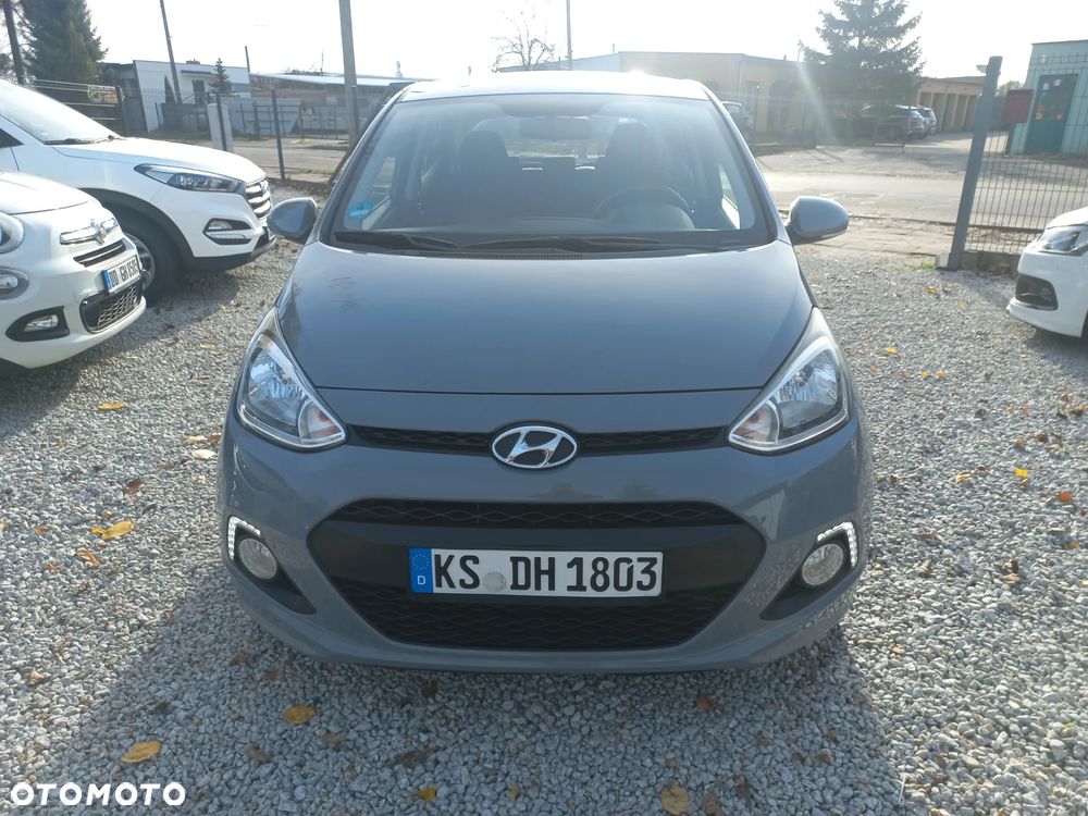Hyundai i10 1.0 Fifa World Cup Edition - 2