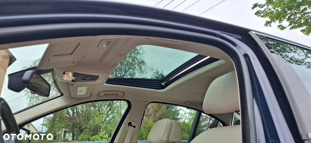 BMW Seria 5 530d Sport-Aut Luxury Line - 9