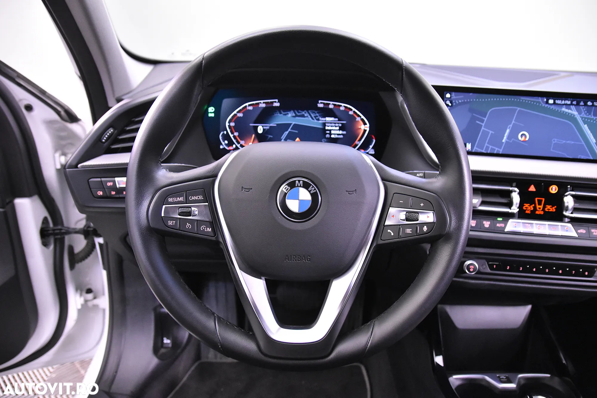 BMW Seria 1 - 16