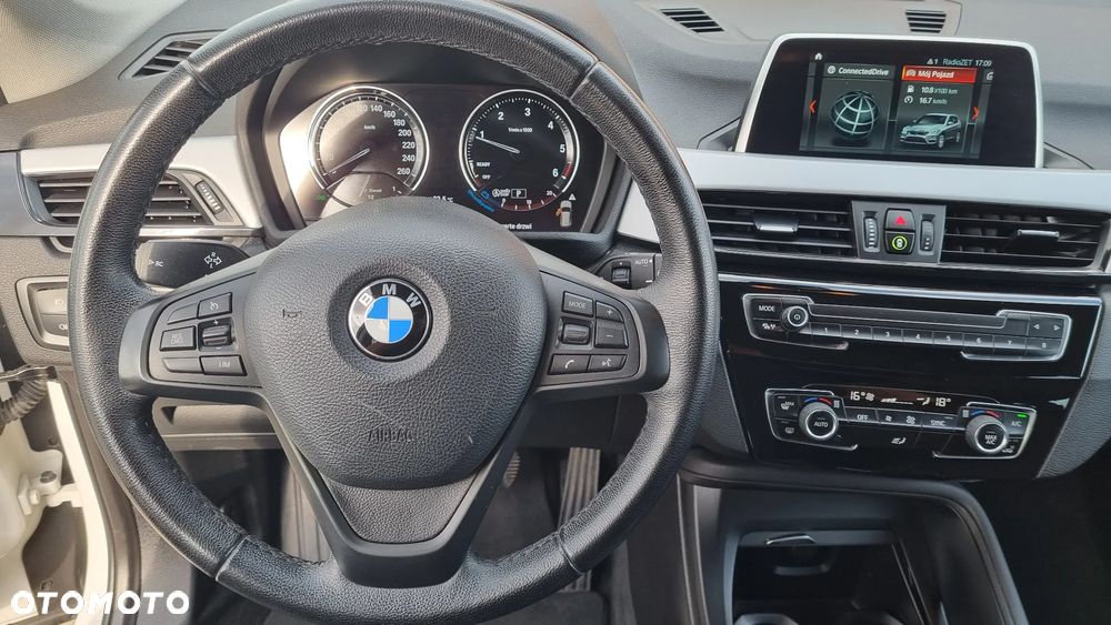 BMW X1 xDrive18d - 15