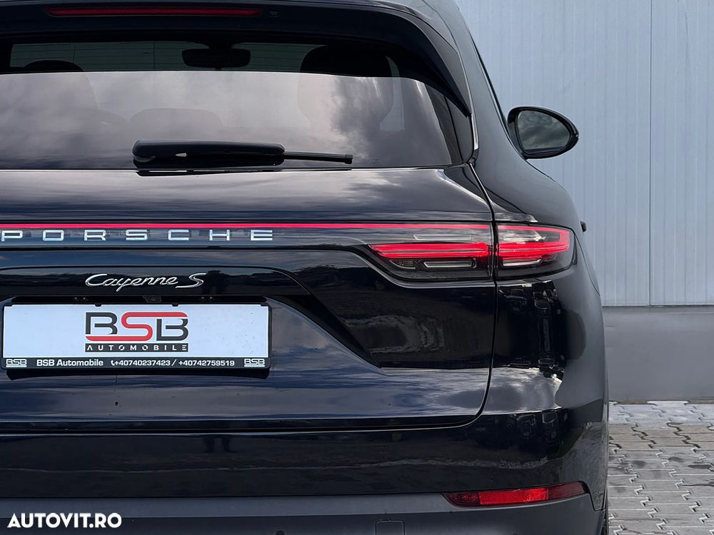 Porsche Cayenne S Tiptronic S Platinum Edition - 37