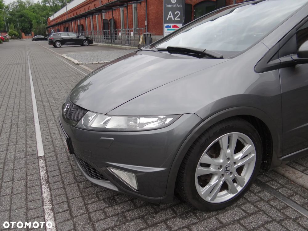 Honda Civic 1.8i-VTEC Executive - 13