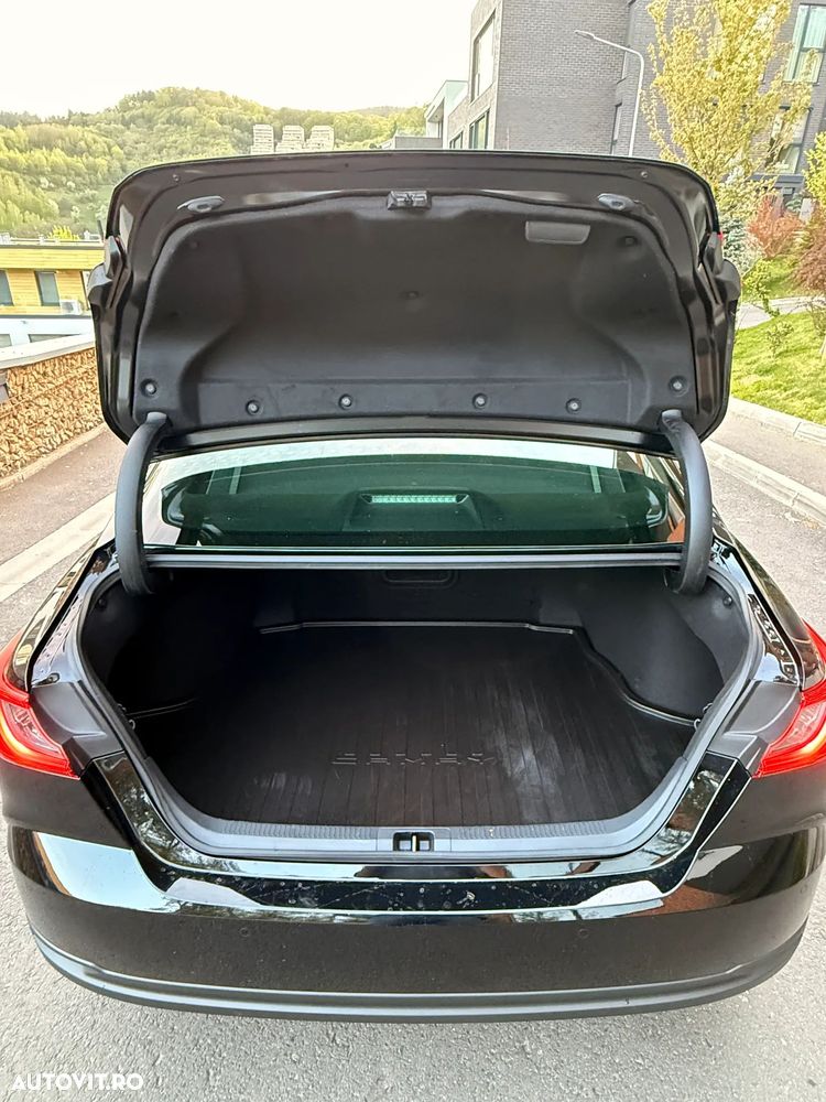 Toyota Camry 2.5 HEV Luxury - 14