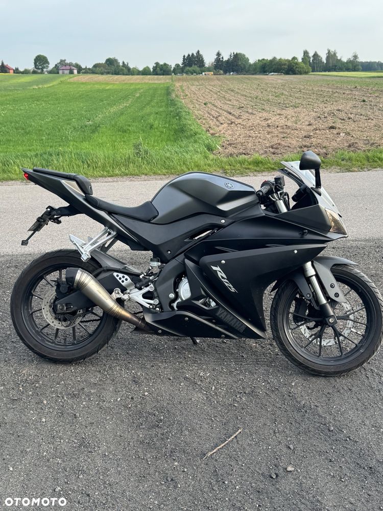 Yamaha YZF - 3
