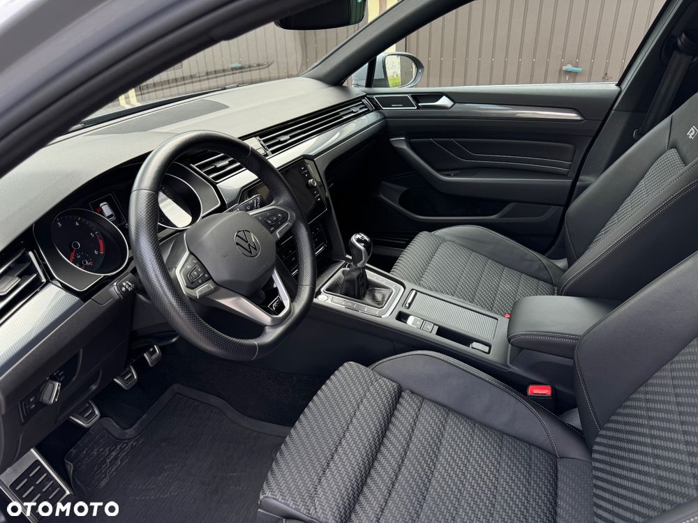 Volkswagen Passat Variant 2.0 TDI SCR Business - 29