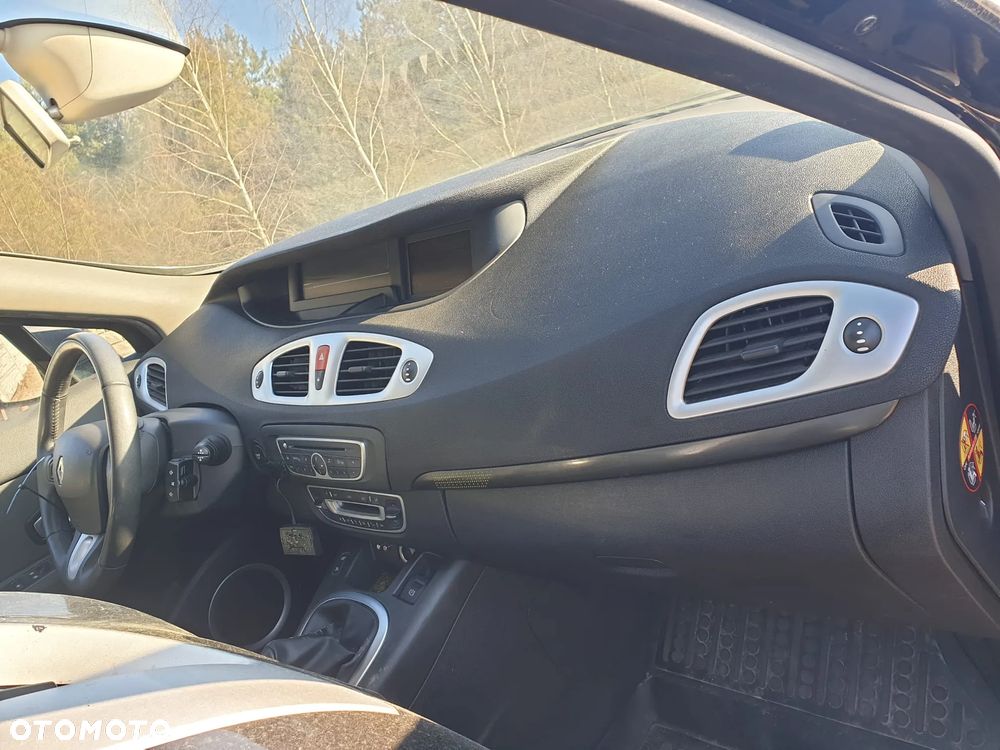 RENAULT SCENIC 3 - 1,4 - 2009r - na części - wyrejestrowany - 3