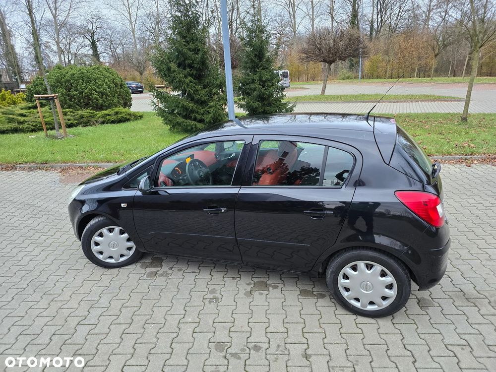 Opel Corsa 1.2 16V Cosmo - 1