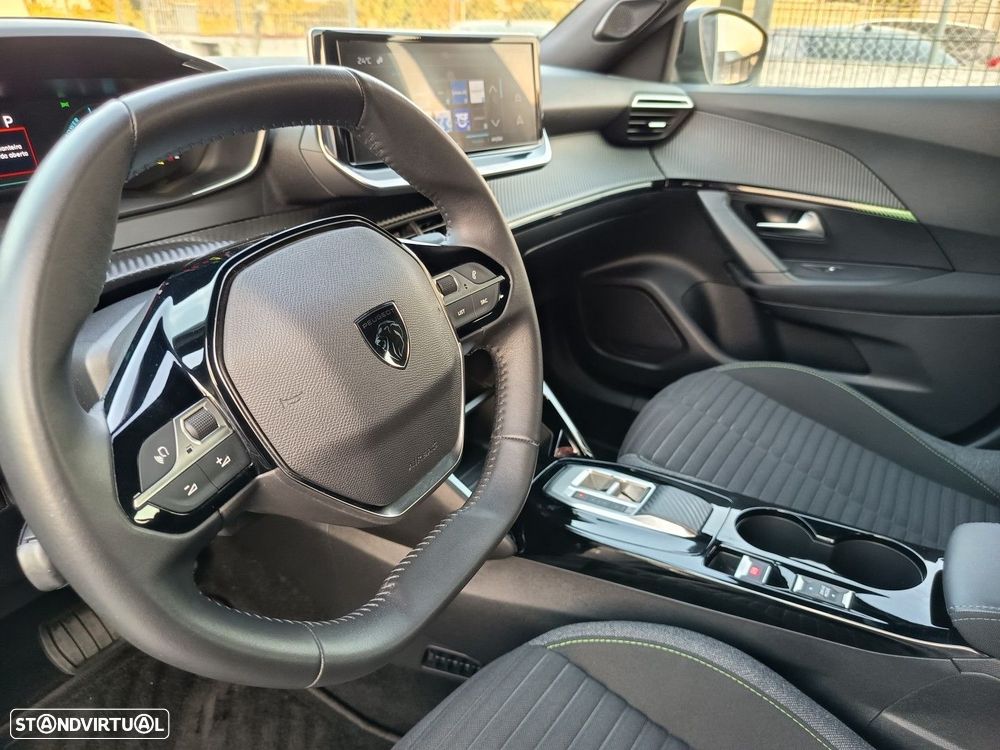 Peugeot e-2008 54 kWh Style - 16