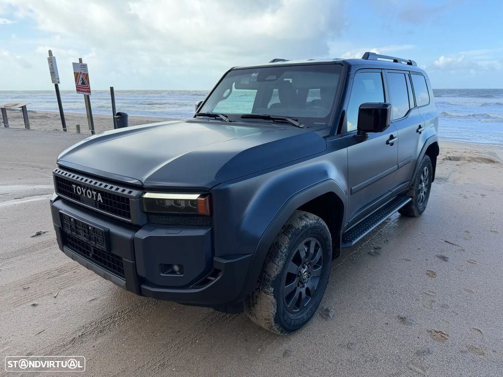 Toyota Land Cruiser Prado - 3