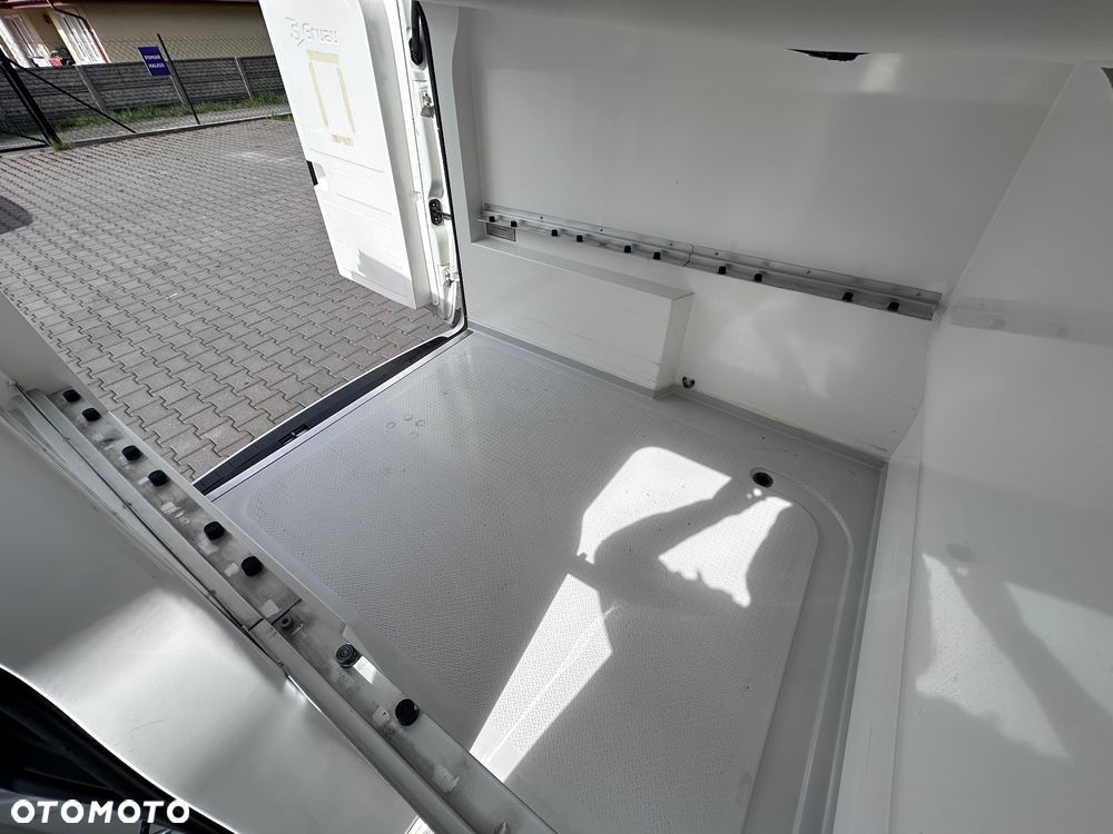 Fiat Doblo - 8